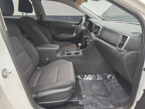 Used 2020 Kia Sportage LX FWD image 39