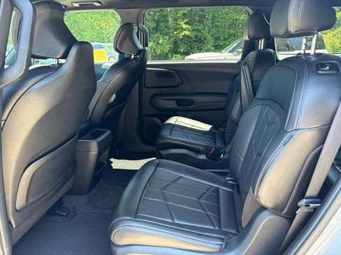 Used 2027 Kia Telluride EX X-Line w/ Towing Package AWD/4WD image 17