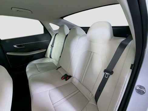 Used 2025 Hyundai Sonata SE image 22