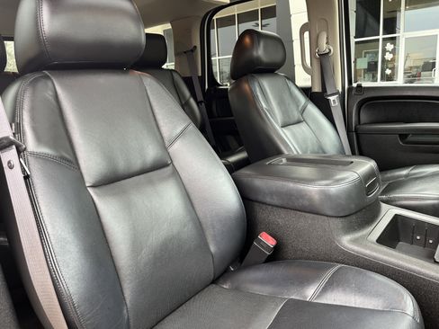 Used 2011 GMC Yukon SLT image 19