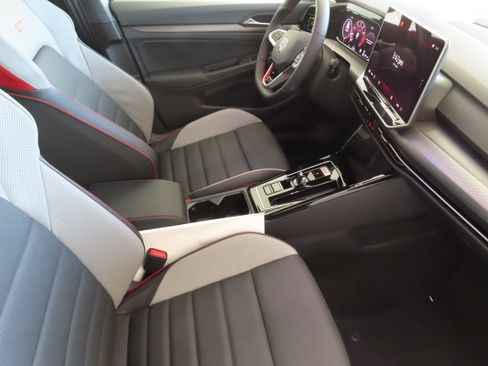 New 2026 Volkswagen GTI SE FWD image 24