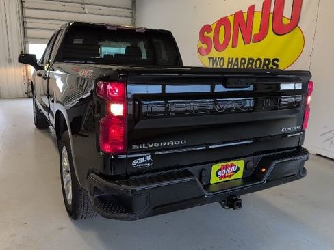 Certified 2024 Chevrolet Silverado 1500 Custom AWD/4WD image 31