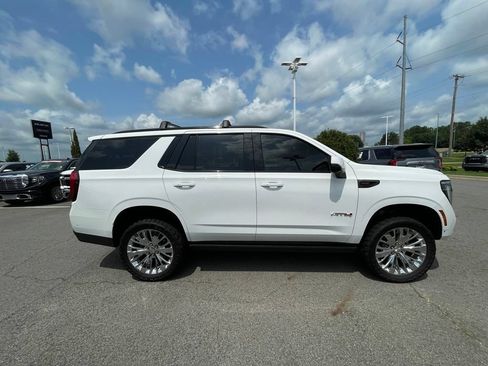 Used 2025 GMC Yukon AT4 Ultimate w/ LPO, Floor Liner Package AWD/4WD image 8