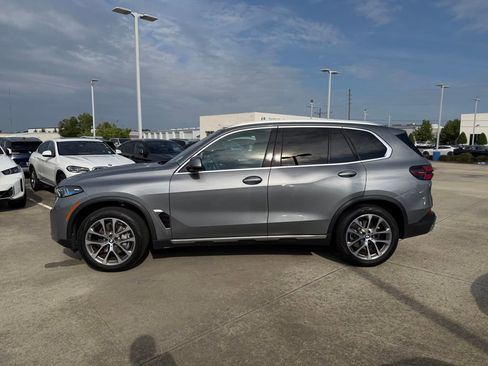 Used 2024 BMW X5 sDrive40i w/ Premium Package RWD image 6