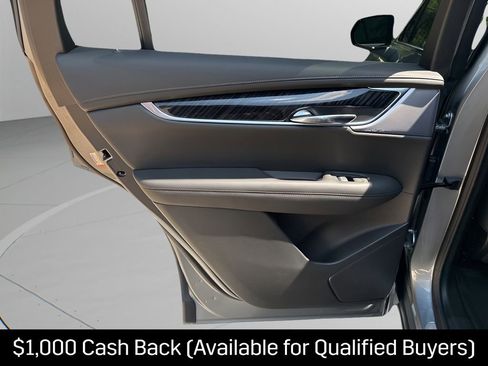 New 2025 Cadillac XT6 Premium Luxury w/ LPO, Floor Liner Package FWD image 19