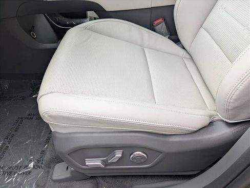 New 2026 Hyundai Santa Fe Limited FWD image 4
