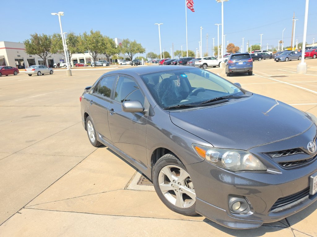 Used 2013 Toyota Corolla S FWD image 1