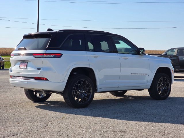 New 2027 Jeep Grand Cherokee Summit AWD/4WD image 8