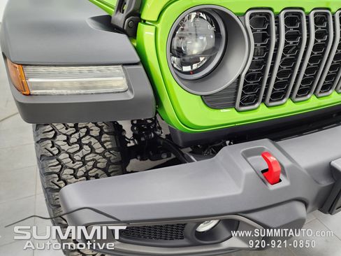 New 2026 Jeep Wrangler Unlimited Rubicon image 24