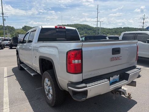 Used 2017 GMC Sierra 3500 Denali w/ Duramax Plus Package AWD/4WD image 14