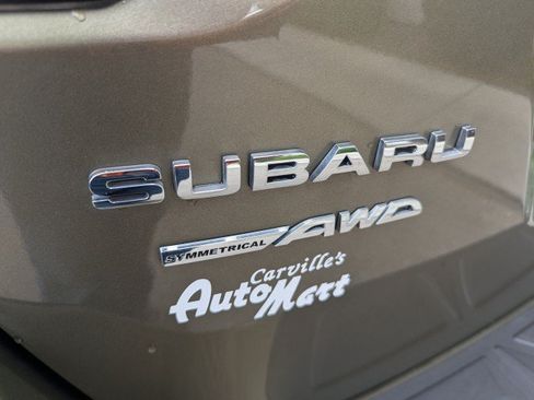 Used 2024 Subaru Outback Premium AWD/4WD image 27