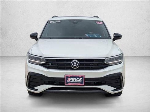 Used 2022 Volkswagen Tiguan SE R-Line FWD image 2