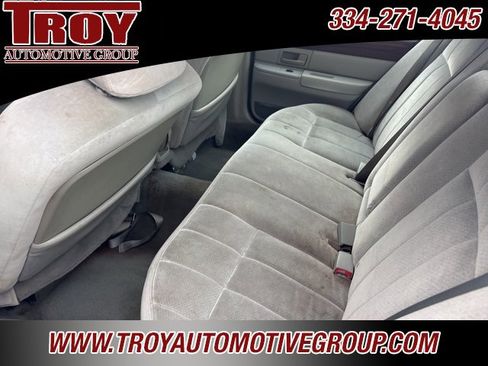 Used 2003 Mercury Grand Marquis GS image 10