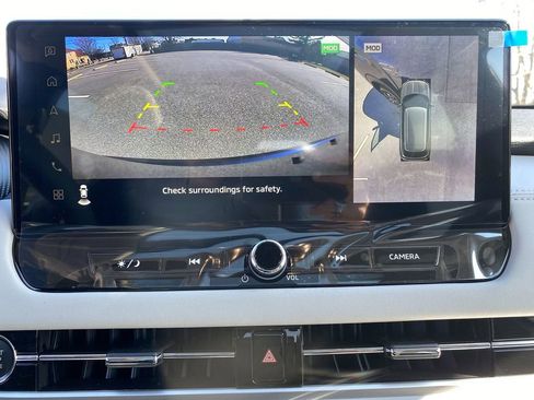 New 2025 Mitsubishi Outlander SE image 21