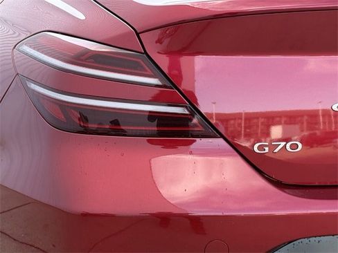 Used 2023 Genesis G70 2.0T image 6