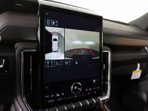 New 2026 GMC Yukon Denali w/ Advanced Technology Package image 21