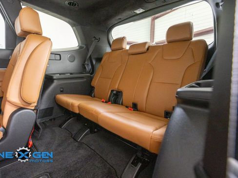 Used 2025 Kia Telluride SX Prestige X-Pro AWD/4WD image 29