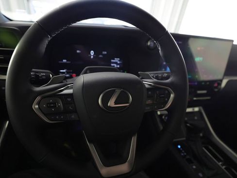 Used 2026 Lexus GX 550 w/ Accessory Package (31) AWD/4WD image 23