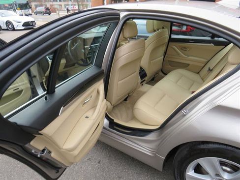 Used 2012 BMW 528i 528i image 19