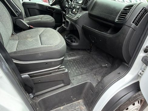 Used 2023 RAM ProMaster 2500 FWD image 19