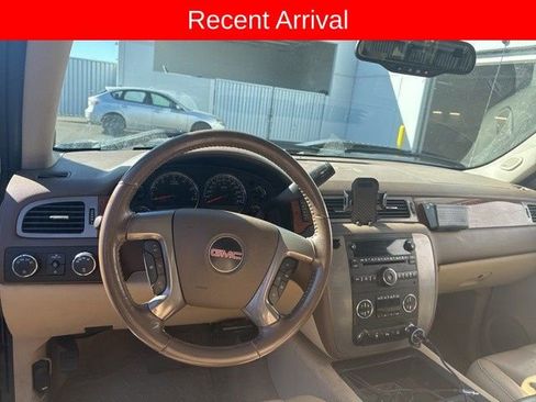 Used 2008 GMC Sierra 1500 SLT w/ SLT Preferred Package image 9