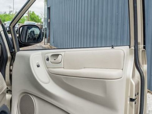 Used 2005 Dodge Grand Caravan SE w/ Popular Equipment Group I image 38