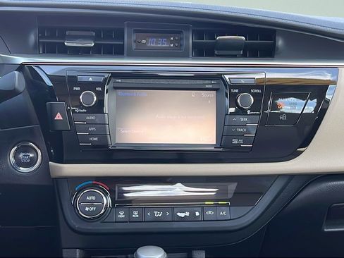 Used 2014 Toyota Corolla LE w/ Driver Convenience Package FWD image 13