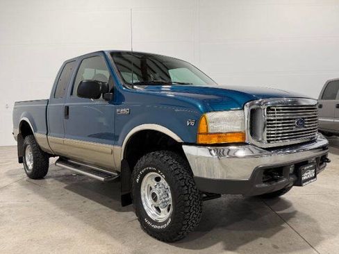 Used 2001 Ford F250 XLT image 5