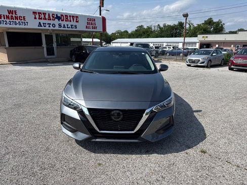 Used 2023 Nissan Sentra SV w/ All-Weather Package image 2