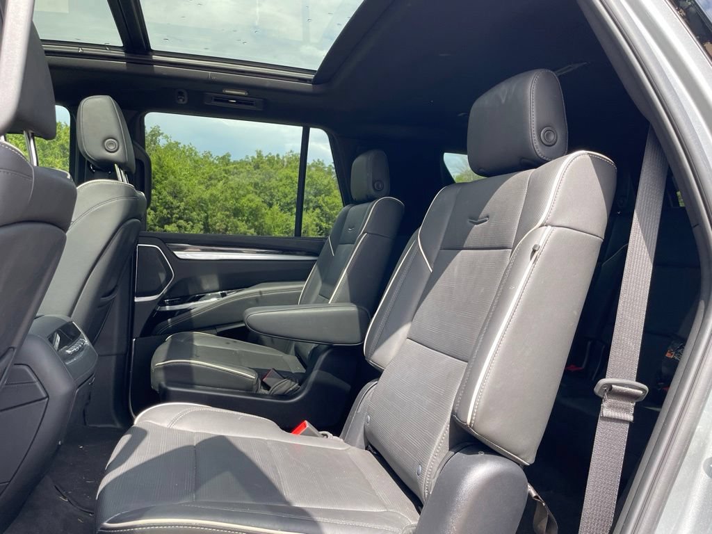 Certified 2025 Cadillac Escalade Premium Luxury w/ Touring Package AWD/4WD image 14
