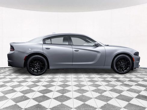 Used 2015 Dodge Charger SXT image 13