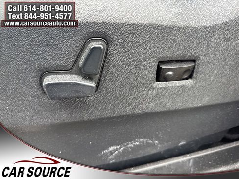 Used 2019 Dodge Grand Caravan SXT image 17