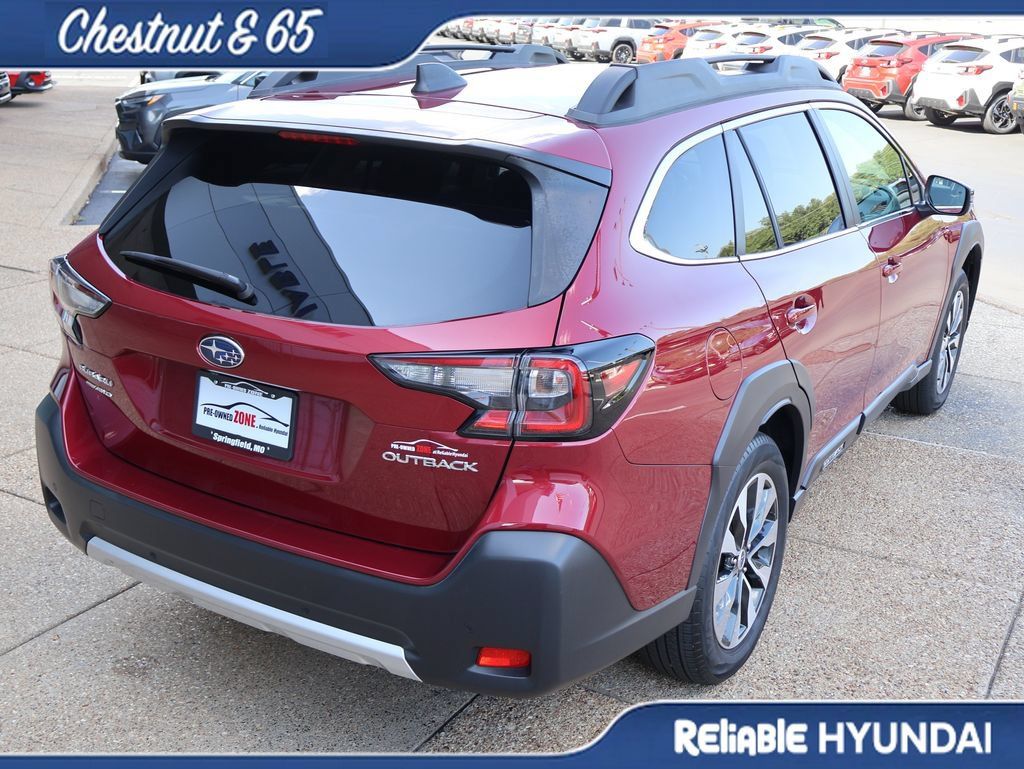 Used 2025 Subaru Outback Limited AWD/4WD image 6