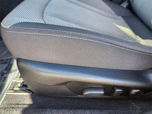 Used 2024 Subaru Crosstrek 2.0i Premium image 9