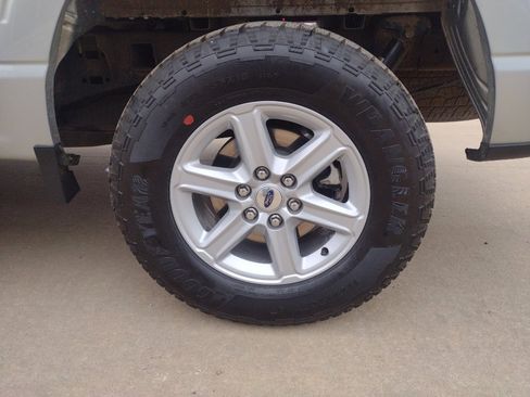 Used 2023 Ford F150 XLT w/ Equipment Group 302A High AWD/4WD image 10