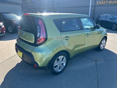 Used 2016 Kia Soul image 3