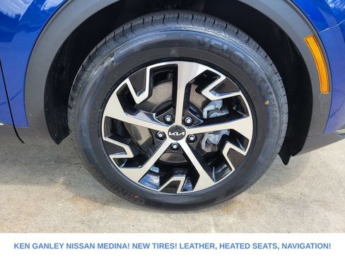 Used 2024 Kia Sportage EX FWD image 22