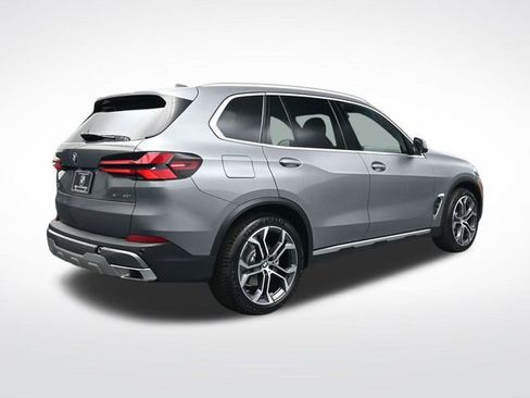 New 2026 BMW X5 xDrive40i image 4