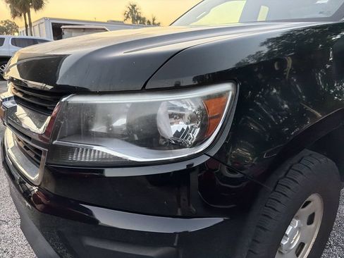 Used 2019 Chevrolet Colorado W/T RWD image 4