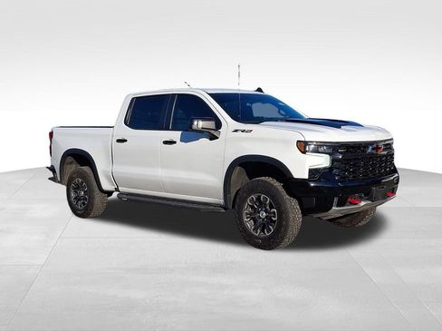 Used 2023 Chevrolet Silverado 1500 ZR2 w/ Technology Package AWD/4WD image 1