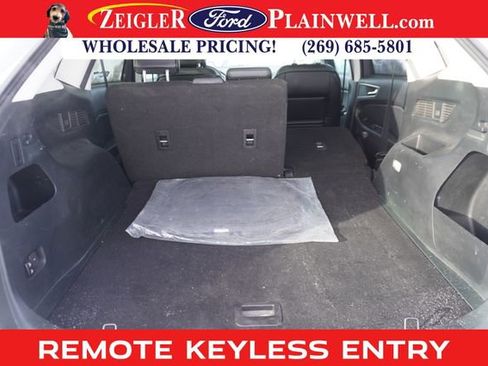 Used 2019 Ford Edge SEL w/ Equipment Group 201A image 5