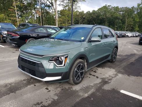 New 2025 Kia Niro EX w/ EX Cold Weather Package image 4