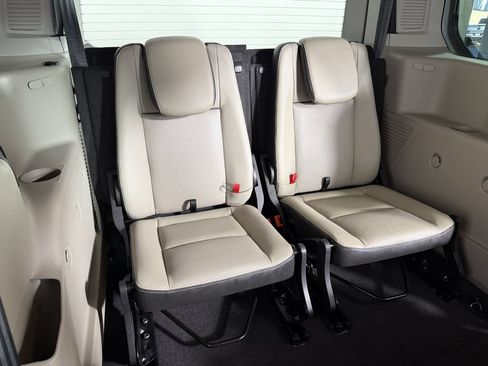 Used 2017 Ford Transit Connect Titanium FWD image 19