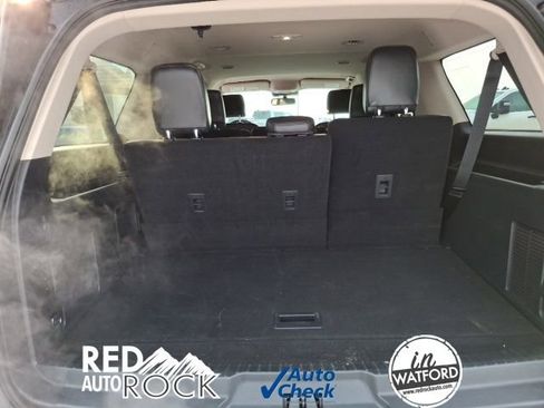 Used 2024 Ford Expedition Max XLT image 14