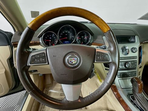 Used 2010 Cadillac CTS Luxury image 12