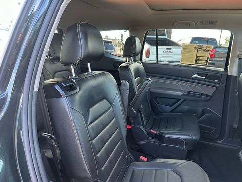 Used 2021 Volkswagen Atlas SEL Premium image 25