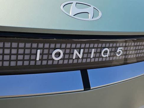 New 2026 Hyundai Ioniq 5 Limited RWD image 12
