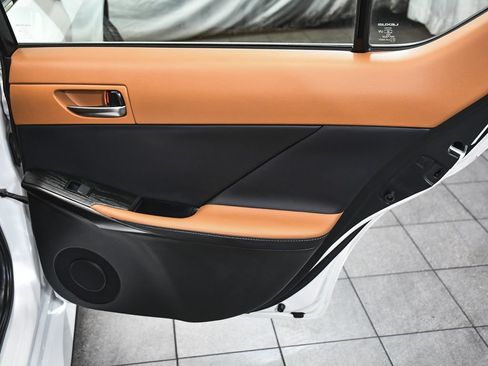 Used 2022 Lexus IS 300 AWD w/ Premium Package image 12