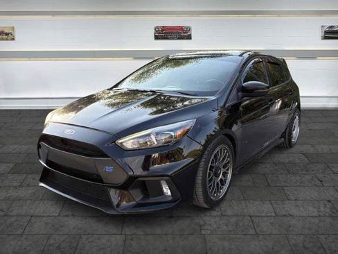 Used 2017 Ford Focus RS AWD/4WD image 3