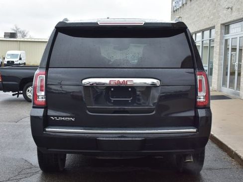Used 2020 GMC Yukon Denali w/ Denali Ultimate Black Edition AWD/4WD image 10